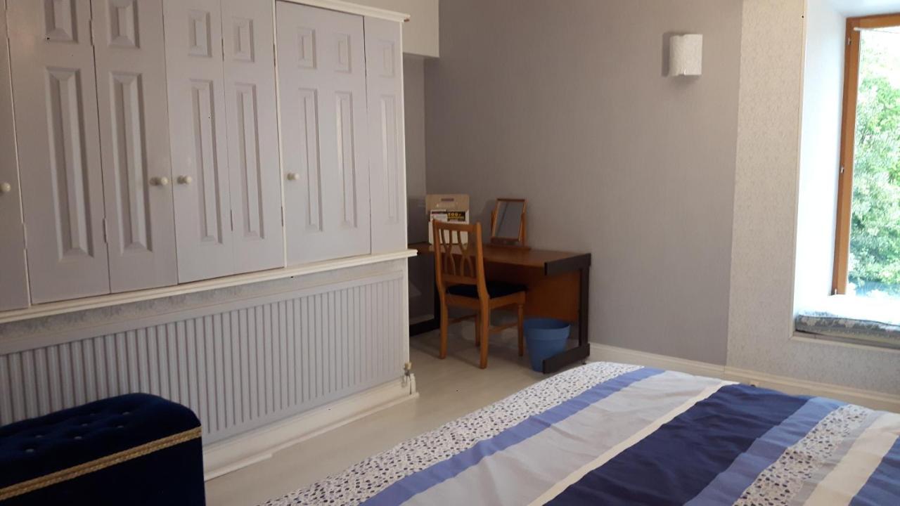 La Meslaie Bed & Breakfast Le Teilleul Екстериор снимка