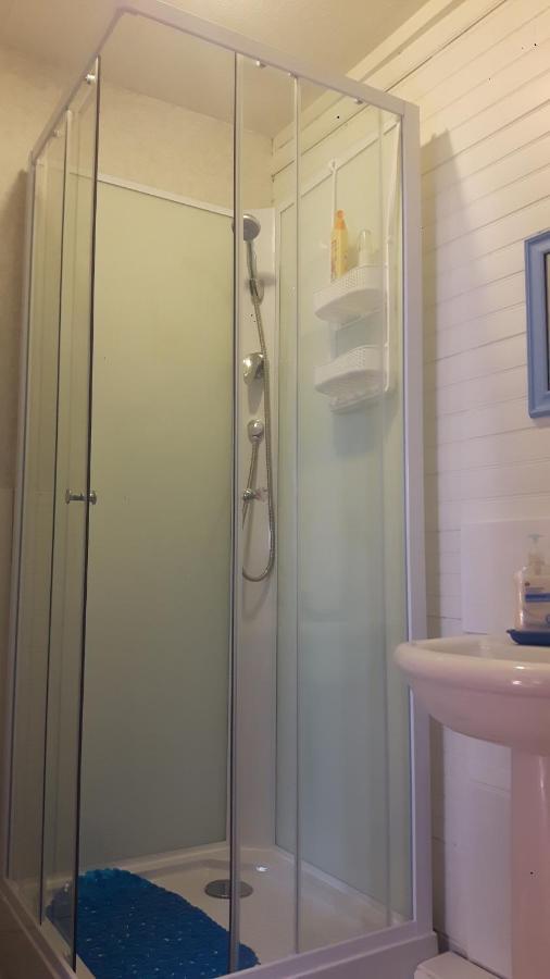 La Meslaie Bed & Breakfast Le Teilleul Екстериор снимка